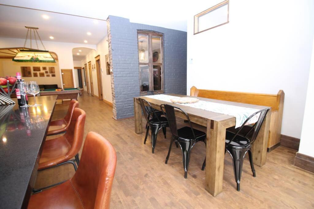 Charm & Luxury Vacation Headquarters To Downtown! Appartement Montréal Buitenkant foto