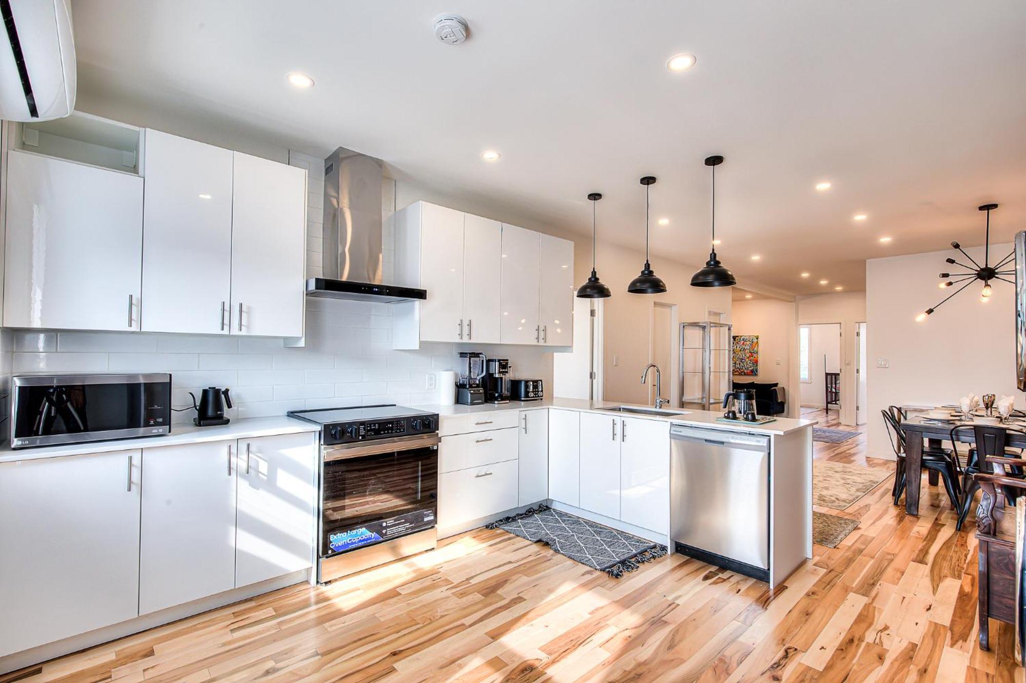 Charm & Luxury Vacation Headquarters To Downtown! Appartement Montréal Buitenkant foto